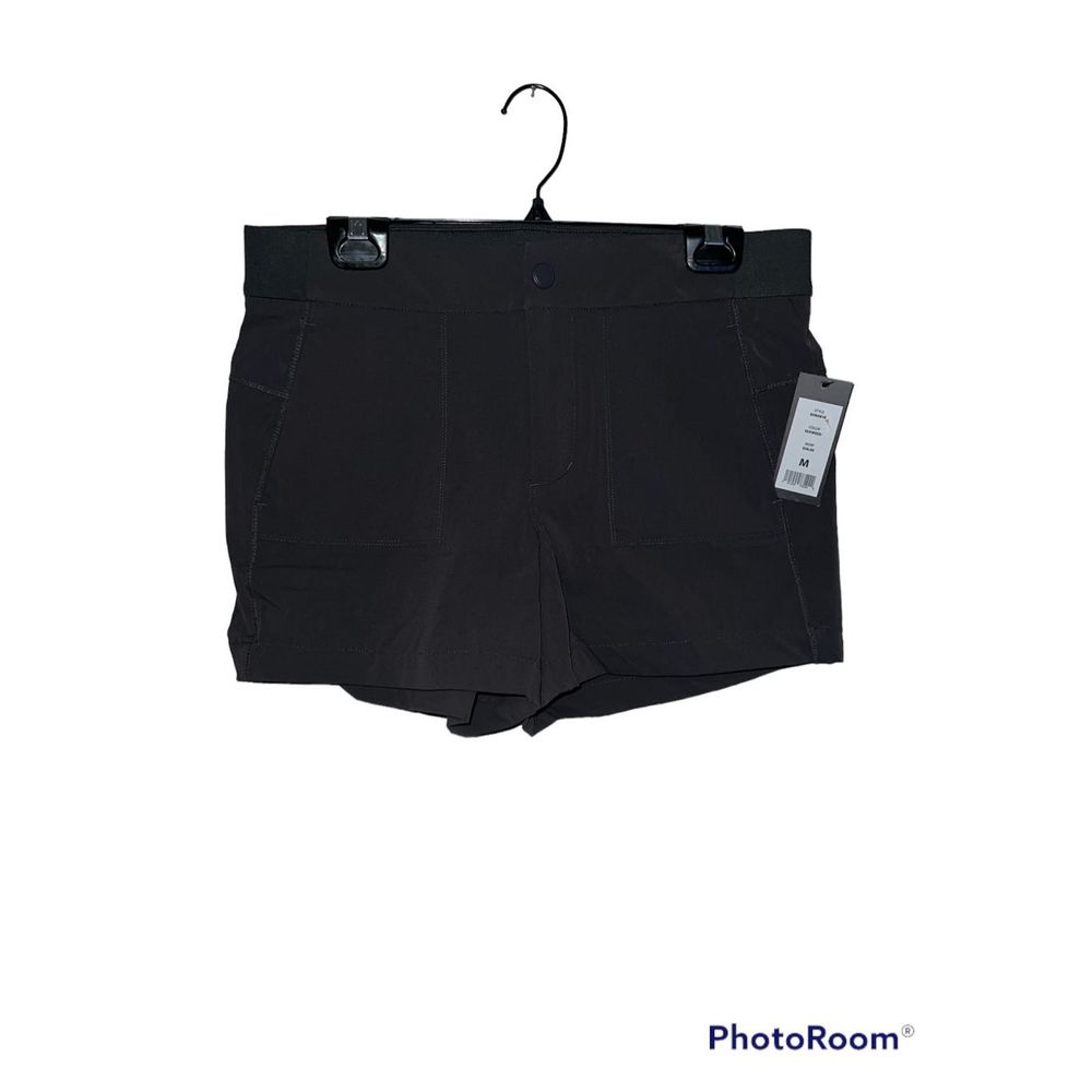 Ladies Shorts NWT size med brand XX Vina - Picture 1 of 3